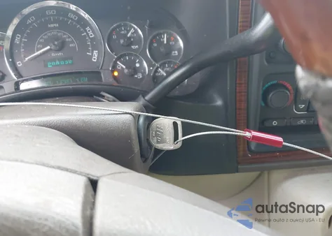 2003 Cadillac Escalade Standard z USA, uszkodzony, nr VIN 1GYEC63T73R187253